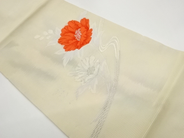 Nagoya obi woven with a pattern of flowers and leaves in gauze